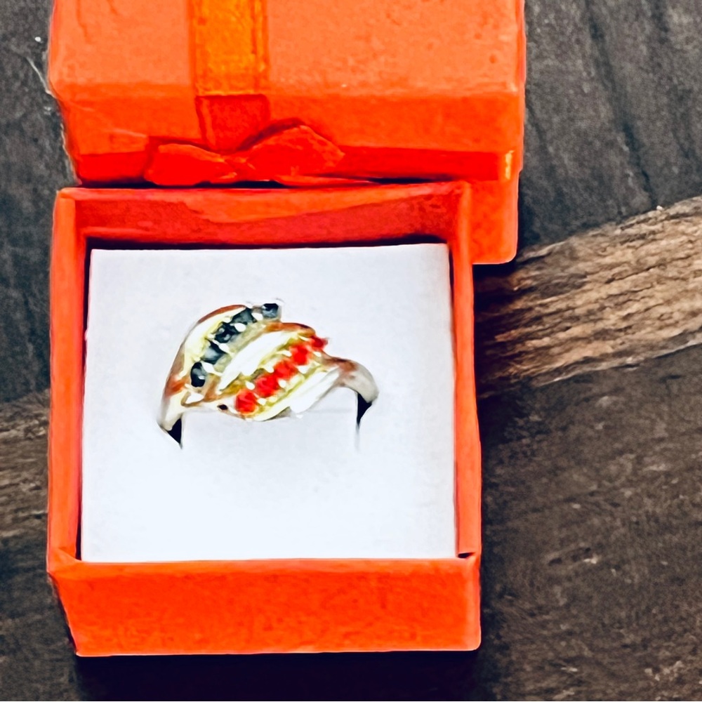 Elegant Gold Plated, Blue and Red Women's Ring - Picture 5 of 5
